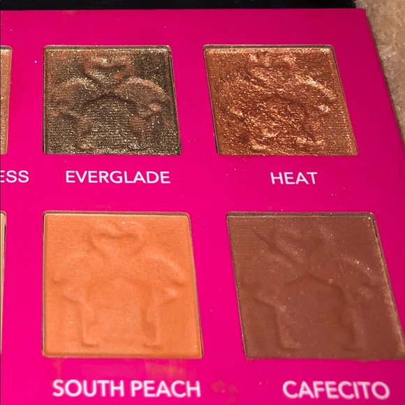 Flamingo eyeshadow palette - Picture 7 of 13